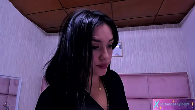 HannaTaylor's cam snapshot