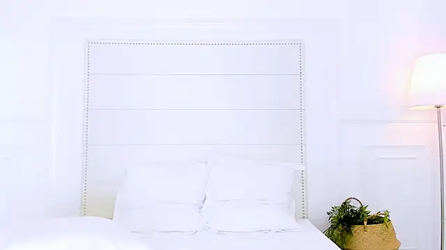 NaomiYuu's cam snapshot