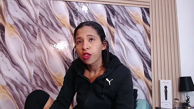 Samantha_Fox69_'s cam snapshot