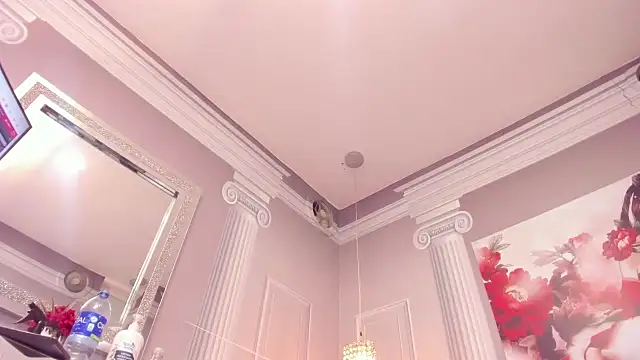 naughty_milf4u_'s cam snapshot