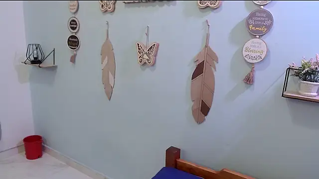 ashlyanaldeep18's cam snapshot