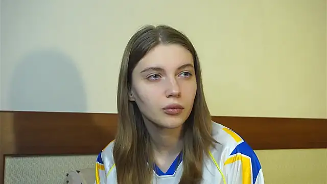 RoslynArcuo's cam snapshot