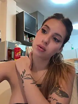 Lolykush's cam snapshot