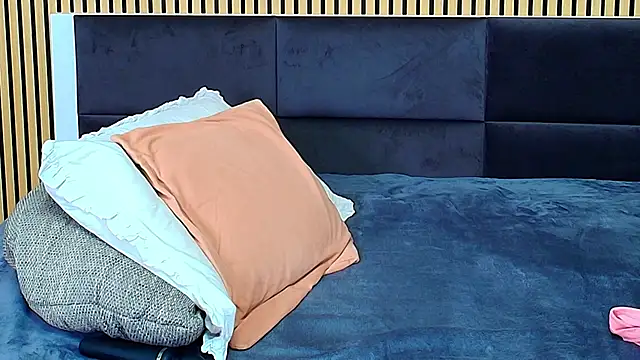 SweetTaya33's cam snapshot