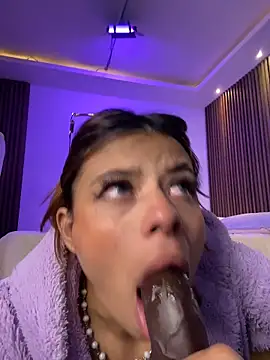 Antonella_Torres2's cam snapshot