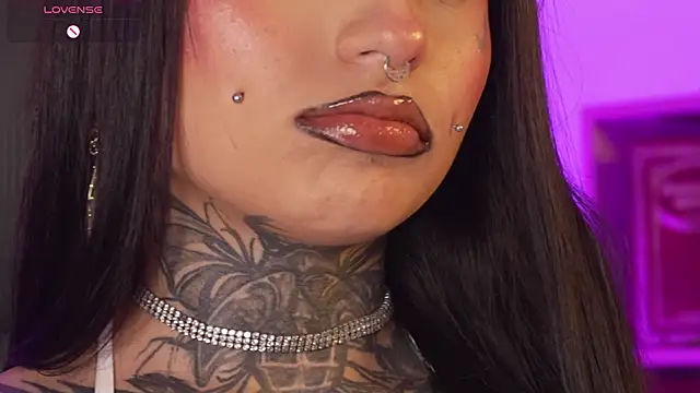 CleeoAdams_'s cam snapshot