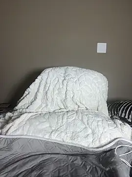 Moonzy77's cam snapshot