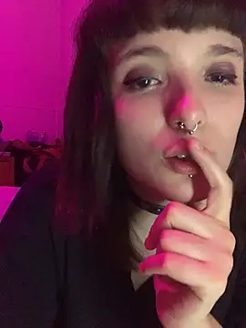 xlucifer13's cam snapshot