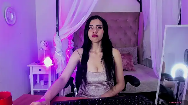 Miha_Sophia_'s cam snapshot