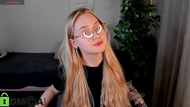 Carol__Cox's cam snapshot