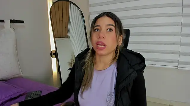 Rachell_criss's cam snapshot