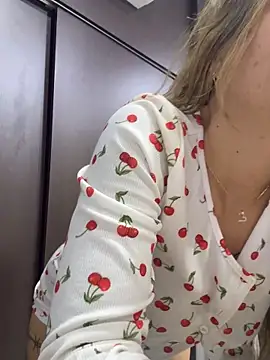 Arianavillada's cam snapshot