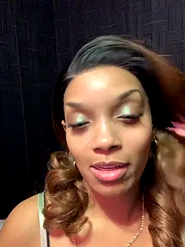 Rakiyahcharms's cam snapshot