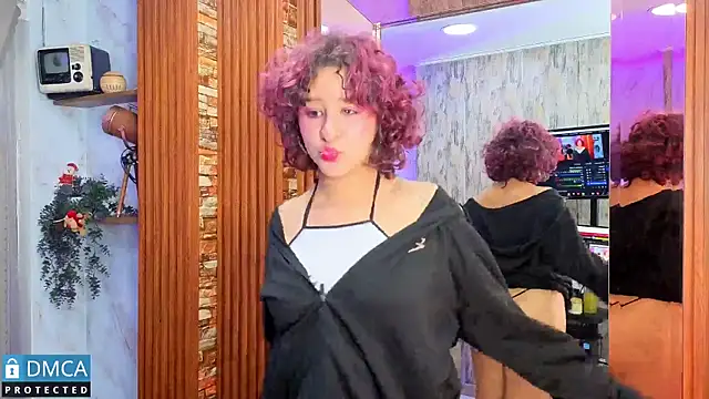 ahsly_Zam's cam snapshot