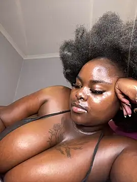 Honeycoco0211's cam snapshot