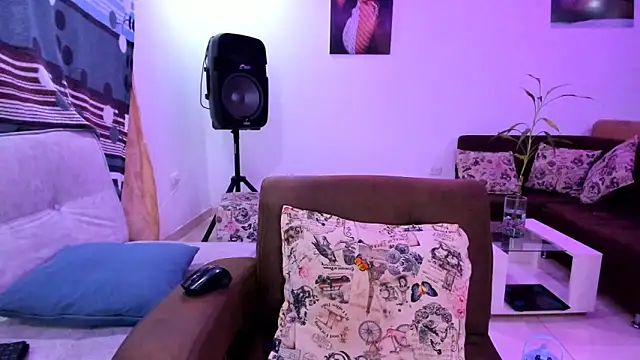 ashleyxlove1's cam snapshot