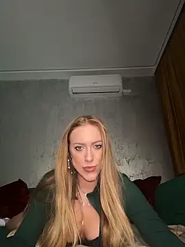 LunaAlya's cam snapshot