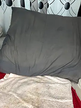 CynnxxxBarb's cam snapshot