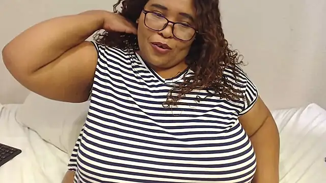 ONIONBOOOTY69's cam snapshot