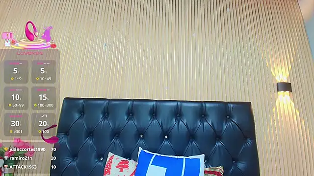 Veronica_Tits's cam snapshot