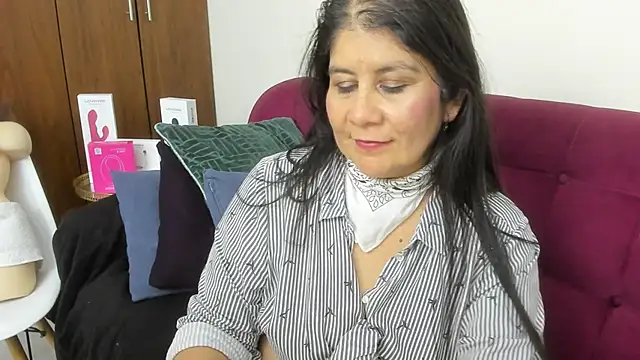 kiraGeiner's cam snapshot