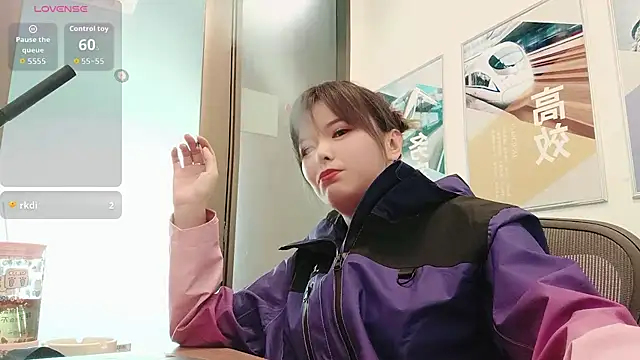 KKMM168 live sex cam