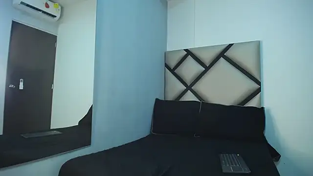 Valery-444's cam snapshot