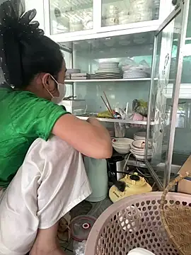 Mio_Nips's cam snapshot