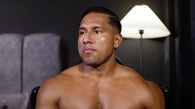 CallumMuscle live sex cam