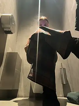 KiraSunshine live sex cam