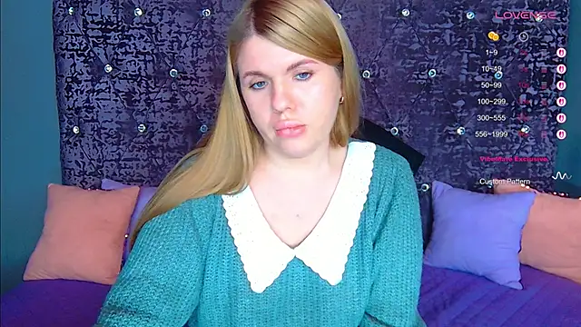 NoraBigAss live sex cam