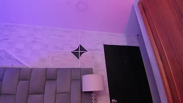 ailynBlaze live sex cam