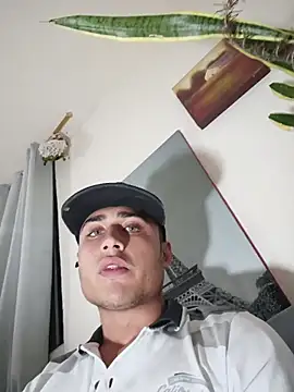 Cute_eliot live sex cam