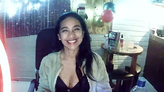 MiiaVelasquez's cam snapshot