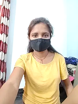 Ruhi_07's cam snapshot