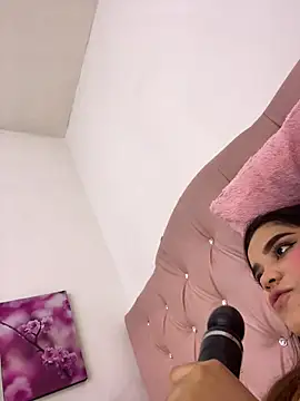 barbara_baker_'s cam snapshot