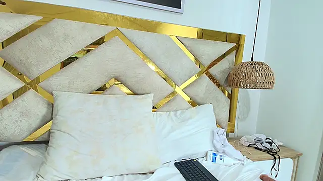 Baby_Scarleth_'s cam snapshot