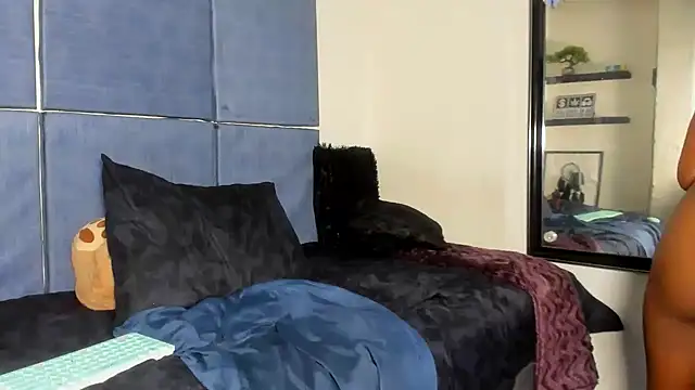 Ebonydollxx live sex cam