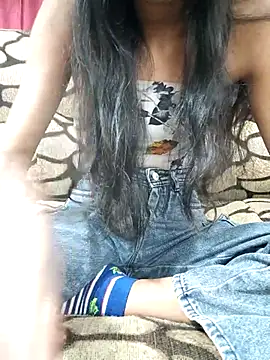 Its_me_Skyy's cam snapshot