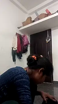 Propertyofdeddy's cam snapshot