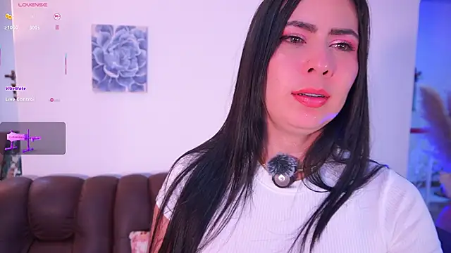 lara_giraldo live sex cam