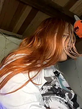 Sophia_Weest99's cam snapshot