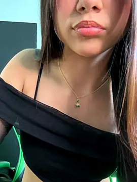 Emily_Clark1's cam snapshot