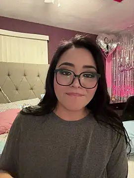 MyHoneyFrida's cam snapshot