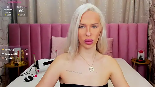 KailaCrystall's cam snapshot