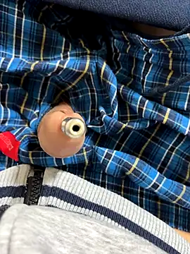 taro-321 live sex cam