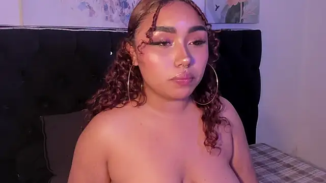 Honeyyy_Brown's cam snapshot