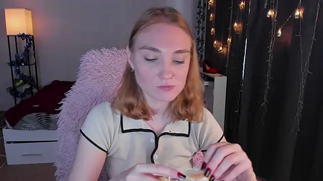 ReddHotPipper's cam snapshot