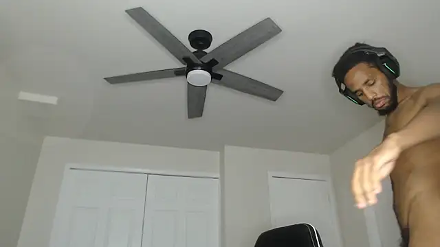 ChrisVacher live sex cam