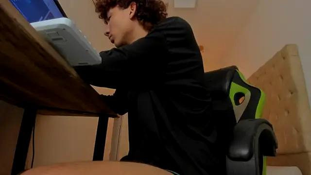 Darkknightx01's cam snapshot